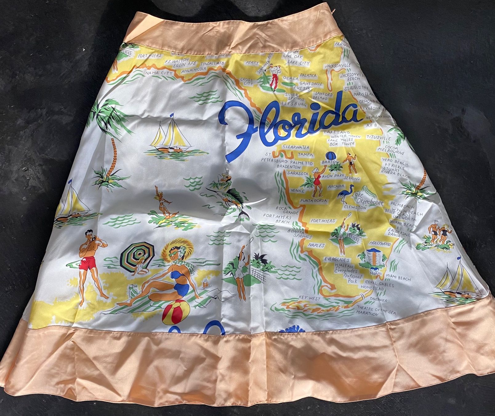 Tommy Hilfiger Gonne: Seidenjupe von Tommy Hilfiger 36 – Usato da Chur venduto da simhofstr