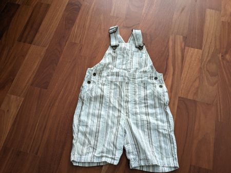 Latzhose Gr 86