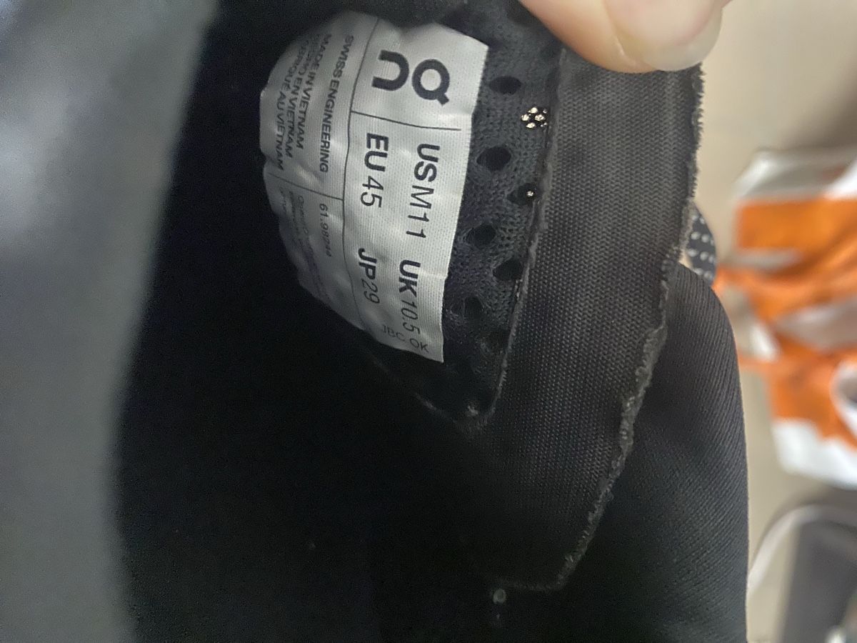 Scarpe da uomo: ON Turnschuhe 45 – Usato da Richterswil venduto da Patschiva 2