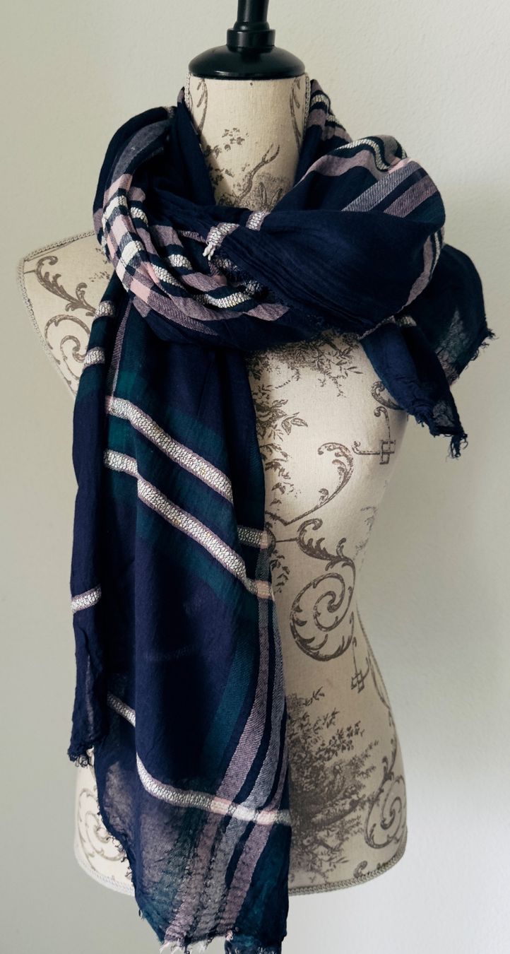 Esprit Foulards, Tücher & Schals: # WOMAN - Schal - ESPRIT # – Gebraucht aus Bolligen von secondhand-with-love 1
