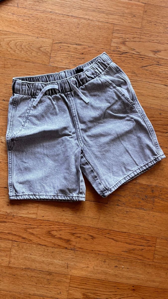 H&M Pantaloni: tolle Shorts Gr. 116, H&M – Usato da Richterswil venduto da duffi326464