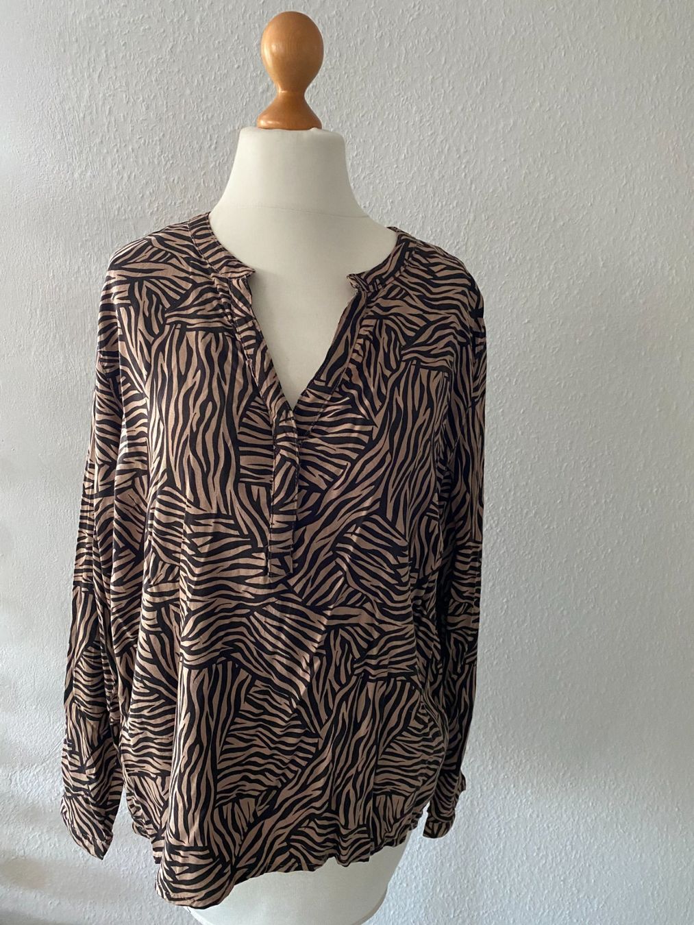 Camicette: bequeme Bluse, Gr. 44 – Nuovo (secondo la descrizione) da Stetten SH venduto da bijoux18
