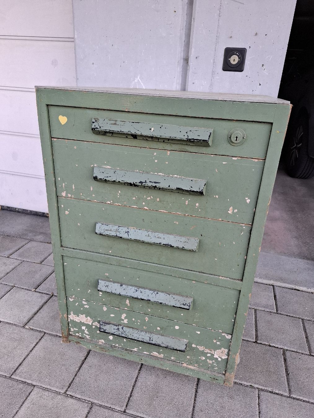 Werkbänke: Schubladenstock aus Holz – Gebraucht aus Grosswangen von fesch01