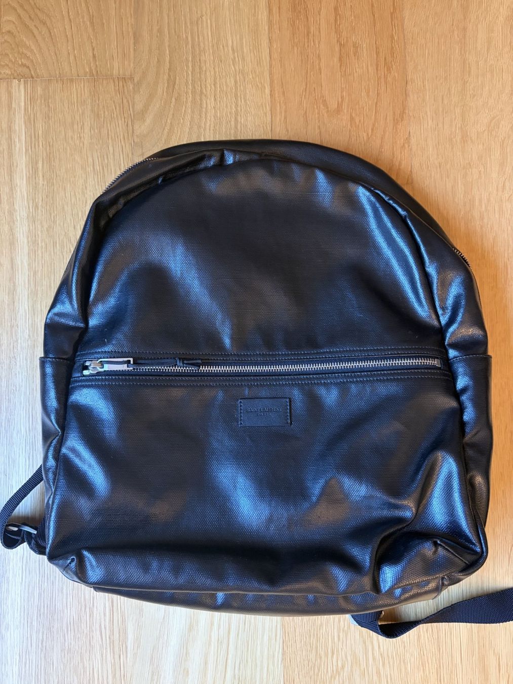 Saint Laurent Zaini: Yves Saint Laurent Rucksack – Usato da Zug venduto da illuminared58
