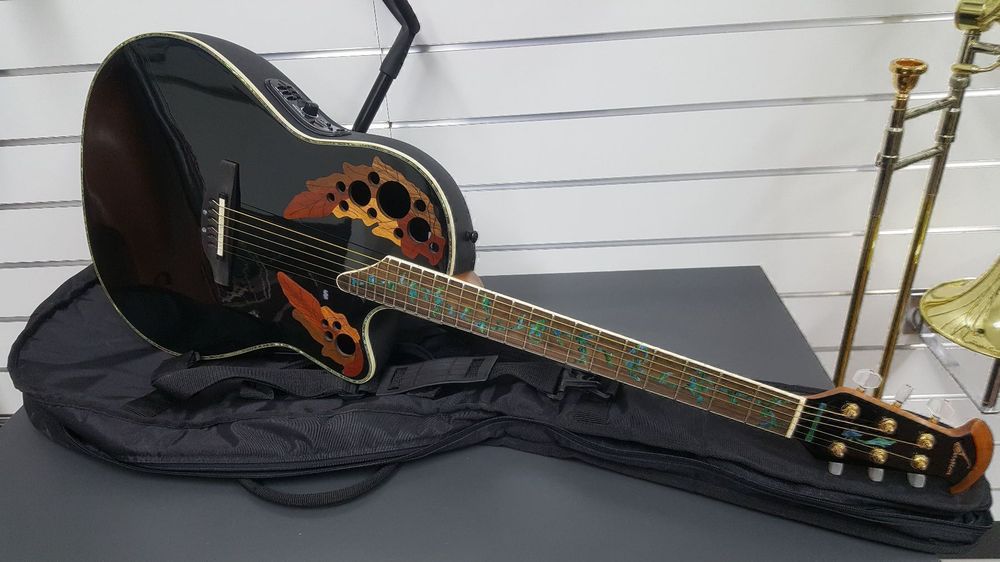 Ovation CDX44 5 Celebrity Deluxe Black | Kaufen auf Ricardo
