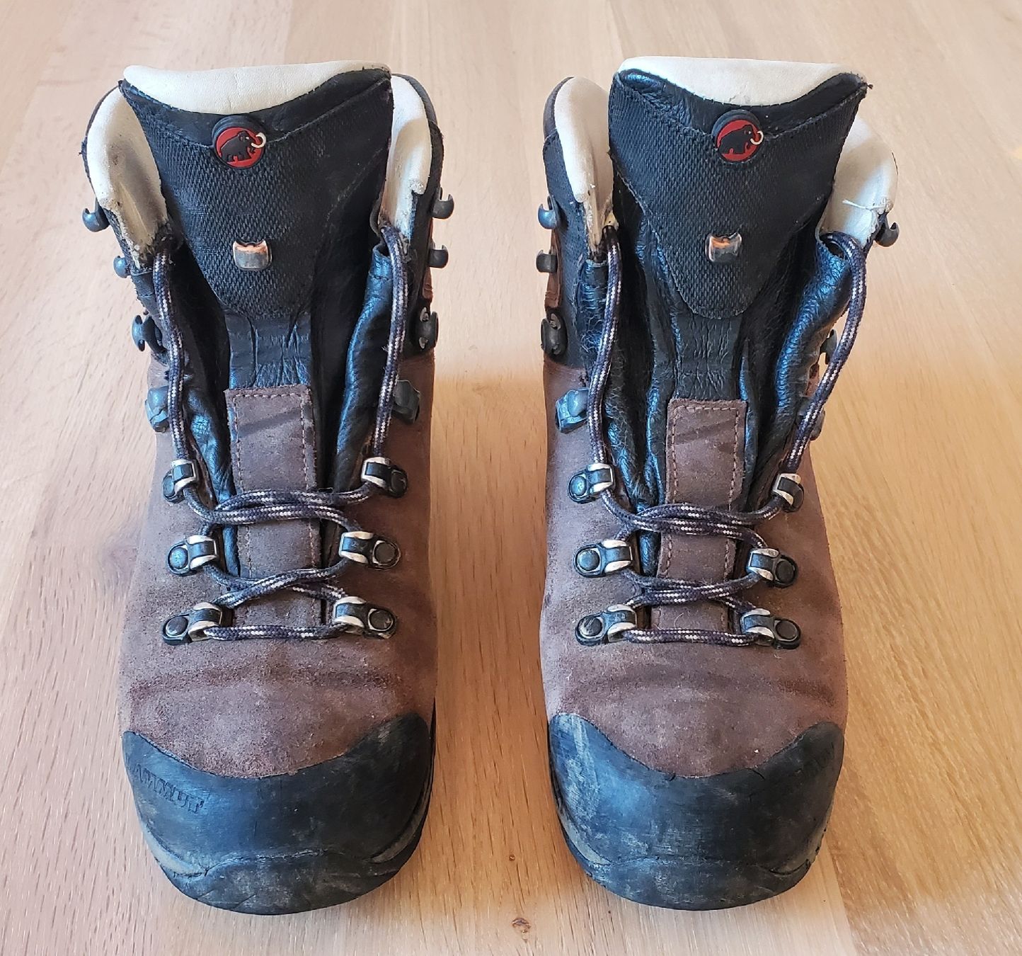Mammut Chaussures femmes: Wanderschuhe Damen Mammut Gr. 40 – D'occasion à Biel/Bienne par SandraBar