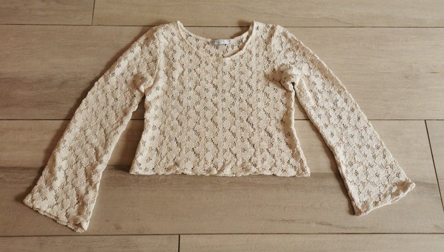 Pulls & Sweat-shirts: Spitzenpullover kurz – Neuf (Voir description) à Dänikon ZH par Beldiwuffi 2