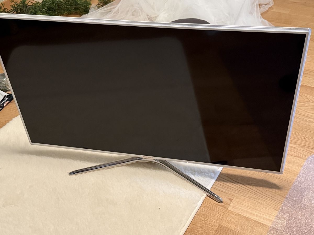 Fernseher: TV Samsung - 40 Zoll – Gebraucht aus Mauren von coffee.friend