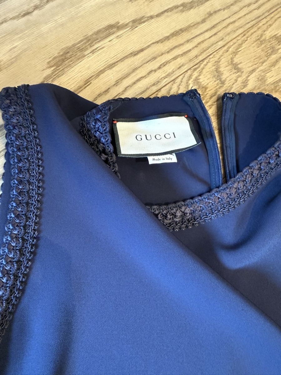 Gucci Robes: GUCCI navy dress – Neuf (Voir description) à Bäch SZ par jfog