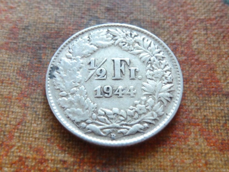 Tutti le monete: 1/2 Fr. 1944 – Usato da Romanel-sur-Lausanne venduto da Swift13