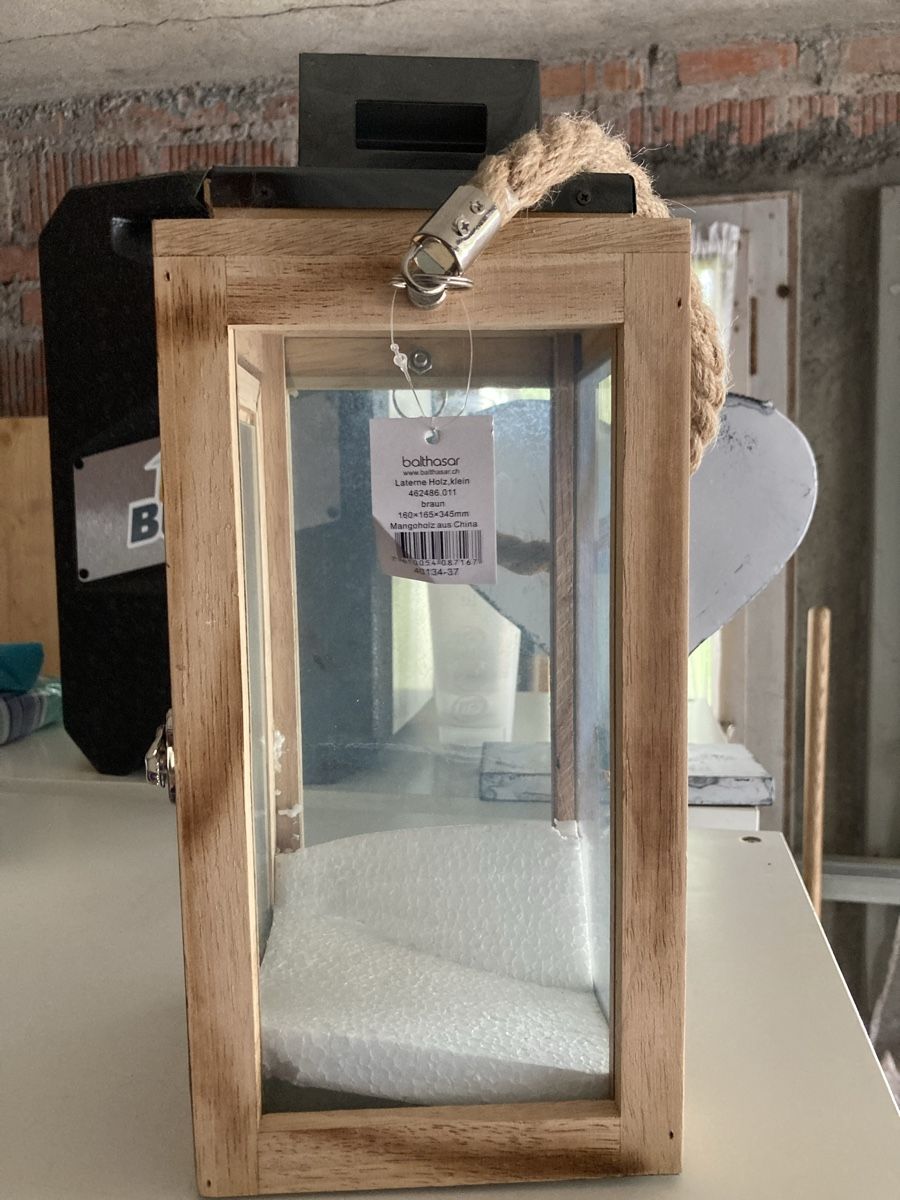 Lanterne: Laterne Holz Balthasar Neu – Nuovo e nell'imballaggio originale da Aarwangen venduto da to-hirschi