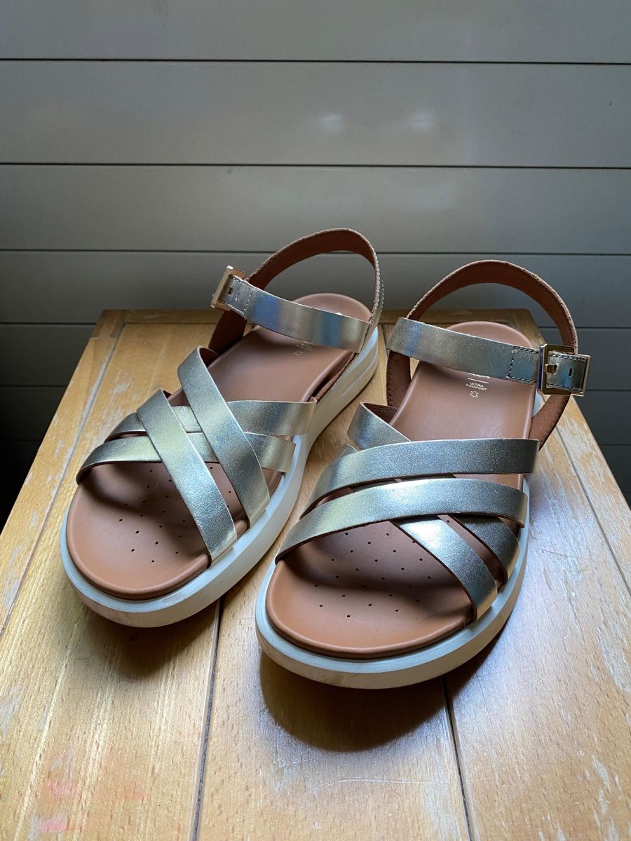 Geox Chaussures femmes: Sandalen Geox – D'occasion à Basel par Kabiria