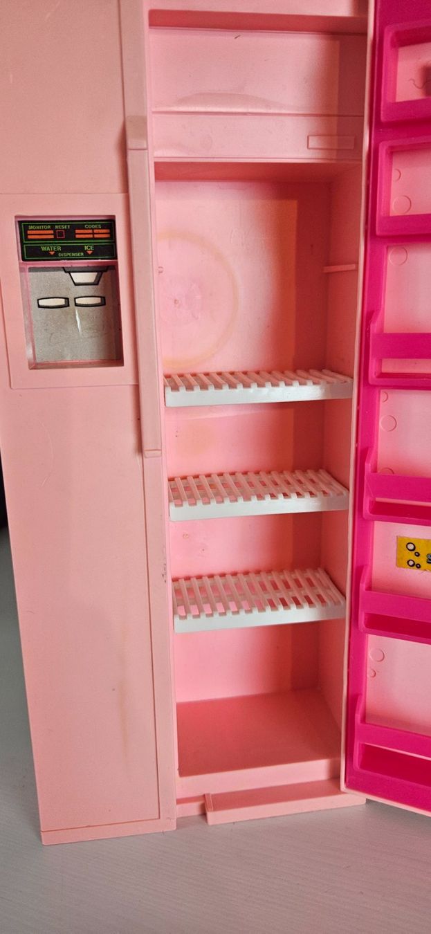 Giocattoli: Vintage Barbie Kühlschrank – Usato da Dättwil AG venduto da son_x2fq 4