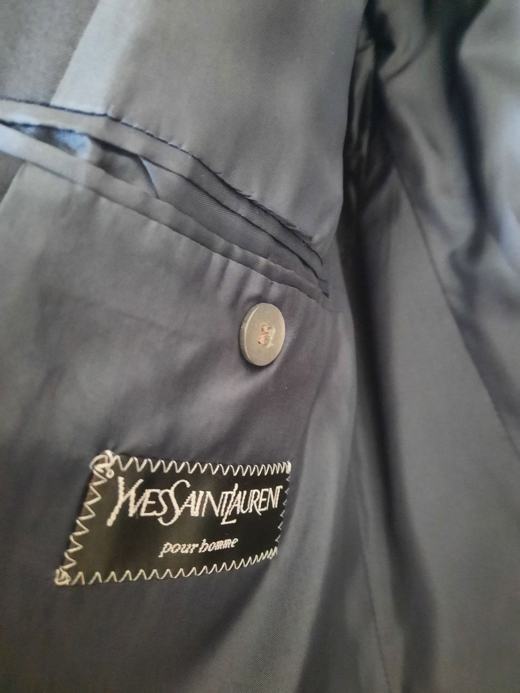 Saint Laurent Giacche: YVES SAINT LAURENT, BLAZER – Usato da Le Locle venduto da marylise01 1
