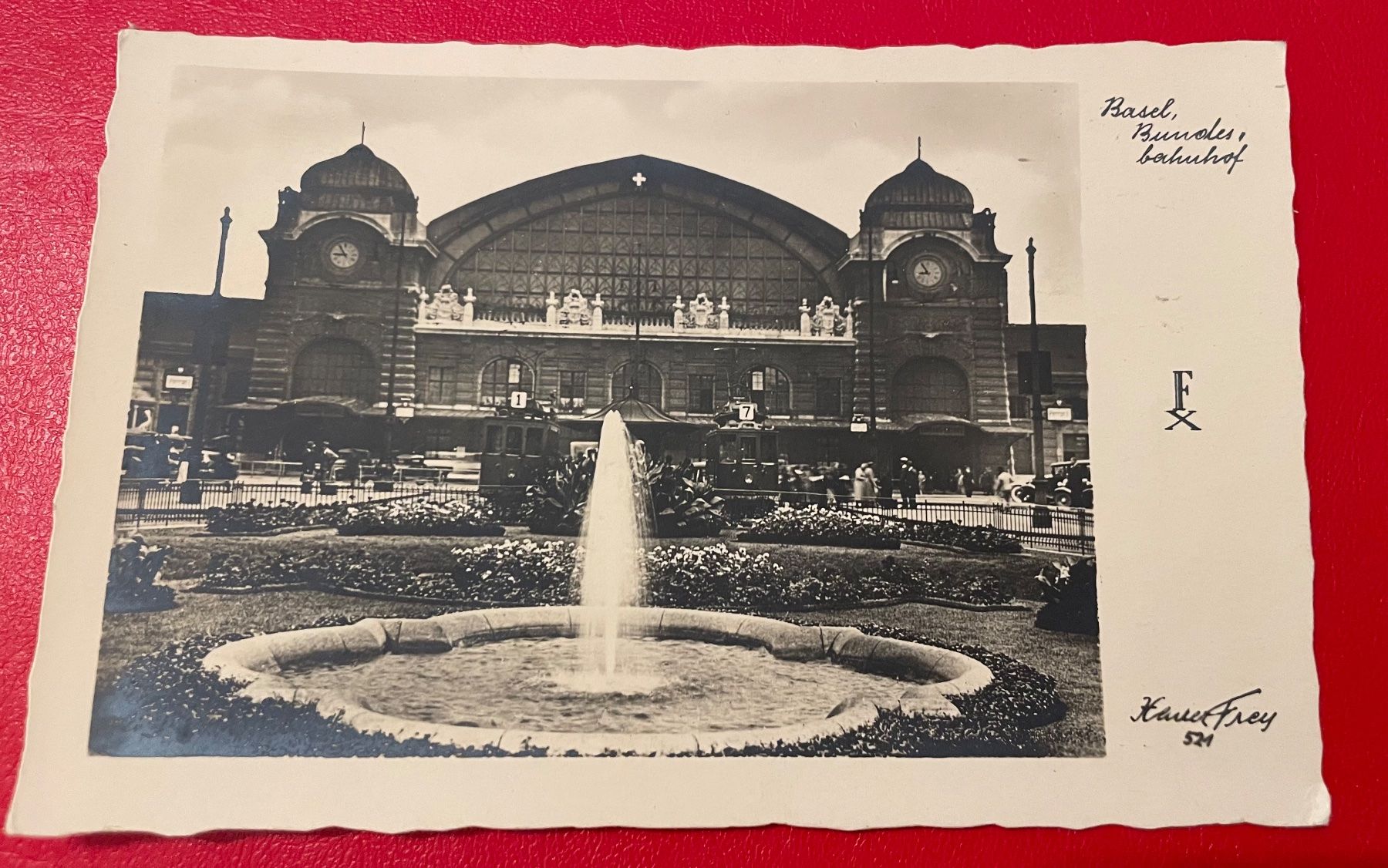 Cartoline postali: Basel Bundesbahnhof // Tram // Strassenbahn – Usato da St-Légier-La Chiésaz venduto da Theo005