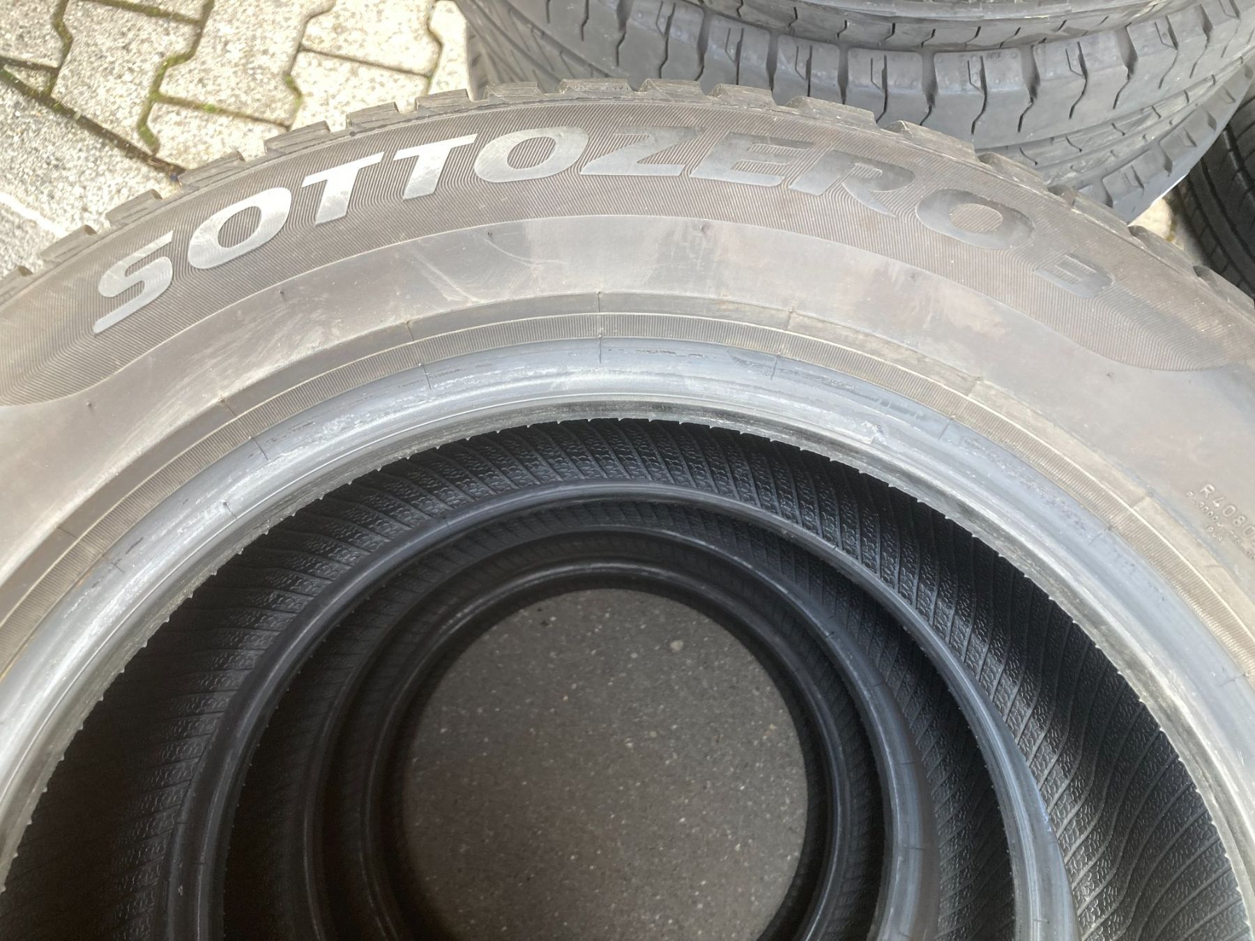 Pirelli Pneumatici & Ruote complete: 205/60R16 Winterpneu Pirelli – Nuovo e nell'imballaggio originale da Cham venduto da Cham6332 1