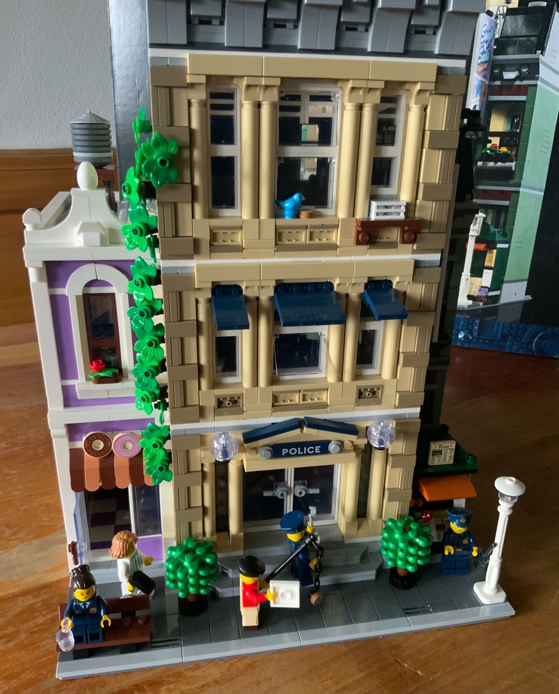 Lego Giocattoli: LEGO 10278 - Polizeistation – Nuovo (secondo la descrizione) da Lanzenhäusern venduto da mfh05 7