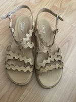 Classic Sandalen, beige, Grösse 39, Aus echtem Leder. Neu!