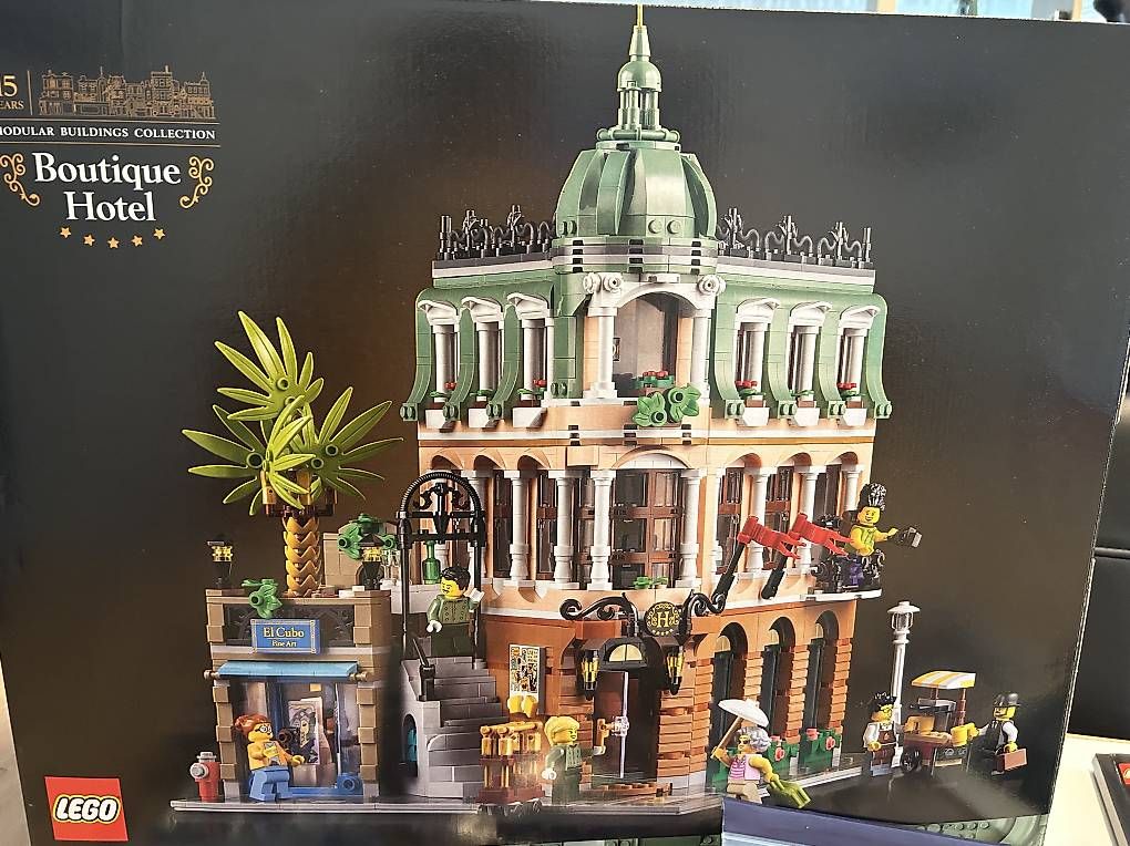 Kit di costruzioni: Lego 10297 Boutique Hotel – Usato da Berikon venduto da miss_t26 1
