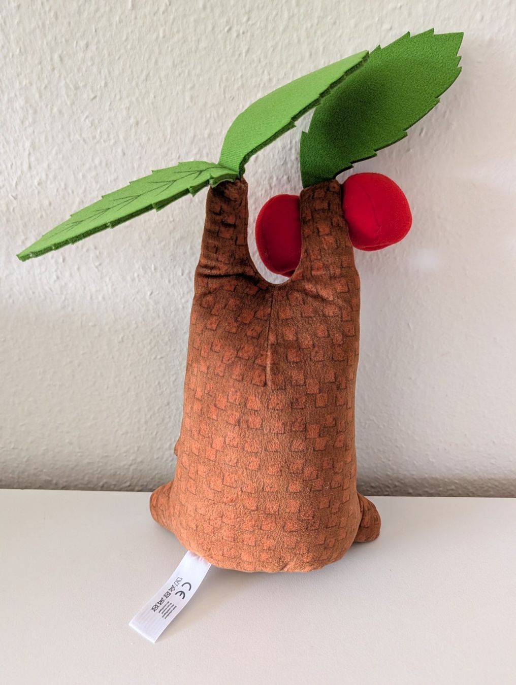 Coop Spielzeuge: Coop Plüschtier Baum Kirschbaum Stofftier Kuscheltier – Gebraucht aus Zürich von eflohmi 1