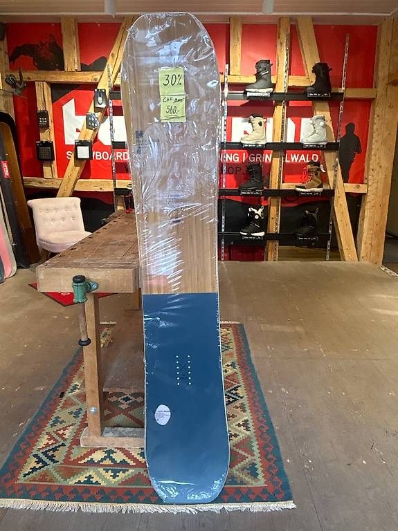 Board: SALOMON HPS - LOUIF PARADIS SNOWBOARD – Usato da Grindelwald venduto da Backdoor_Shop