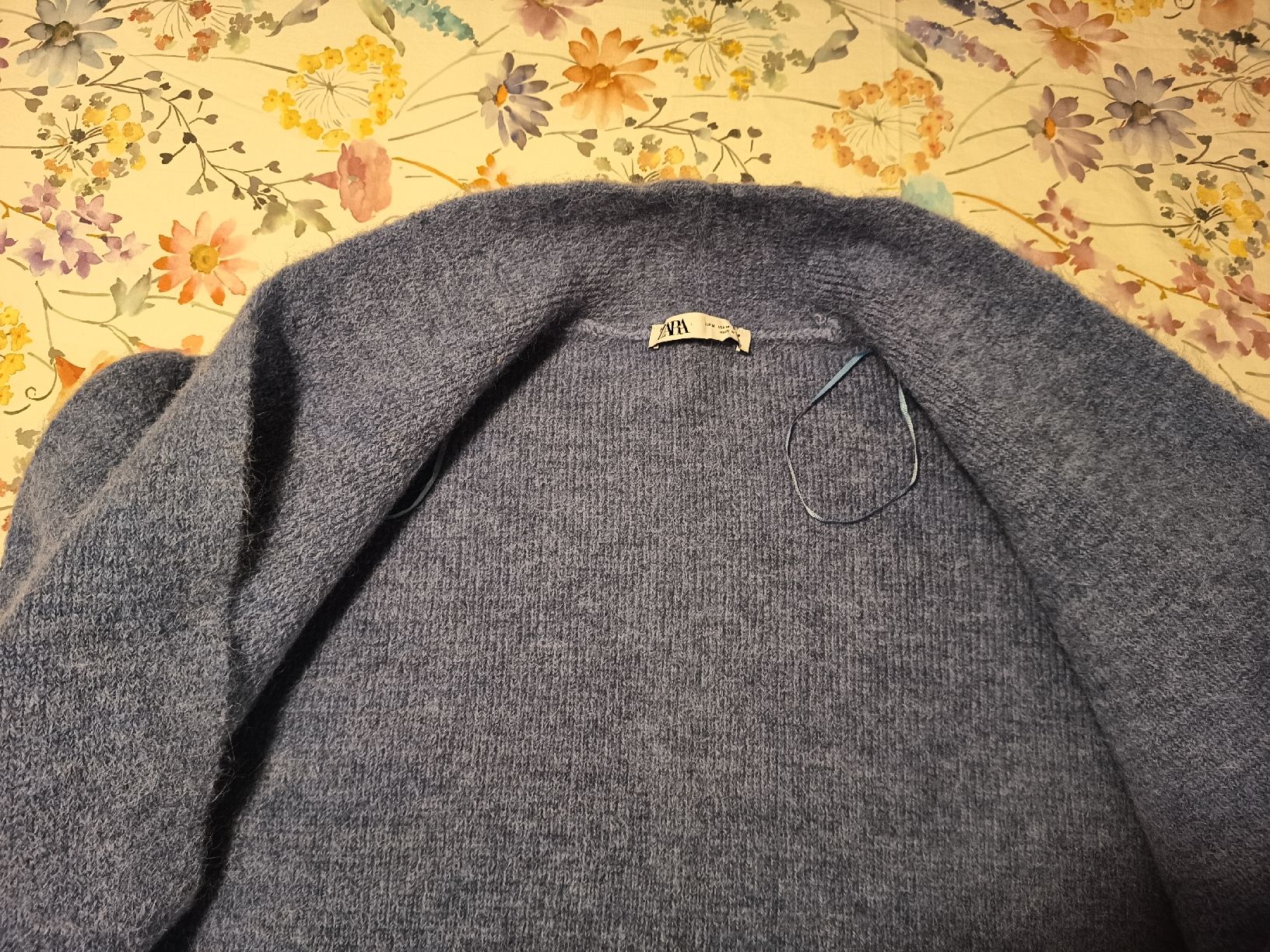 Zara Vestes: Long Knit Cardigan Blue – Neuf (Voir description) à Basel par beg_6v7r 3