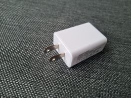 USB-Ladegerät Handy Mobile neu 5V 1500mA für USA US-Version