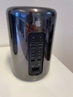 Mac Pro (Late 2013).