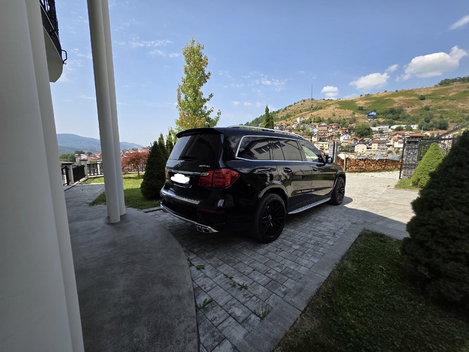 Mercedes-Benz Autos: Mercedes GL 63 AMG - 7 Sitzer – Gebraucht aus Volketswil von Dbx_856 3