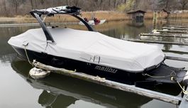 Malibu LSV Wakesurf Motorboot