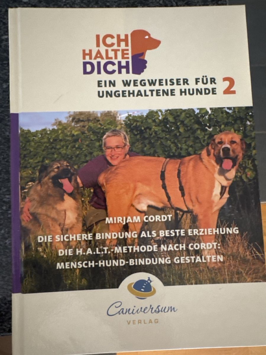 Libri: Erziehungs Buch Hund – Nuovo (secondo la descrizione) da Luzern venduto da dongiovannid