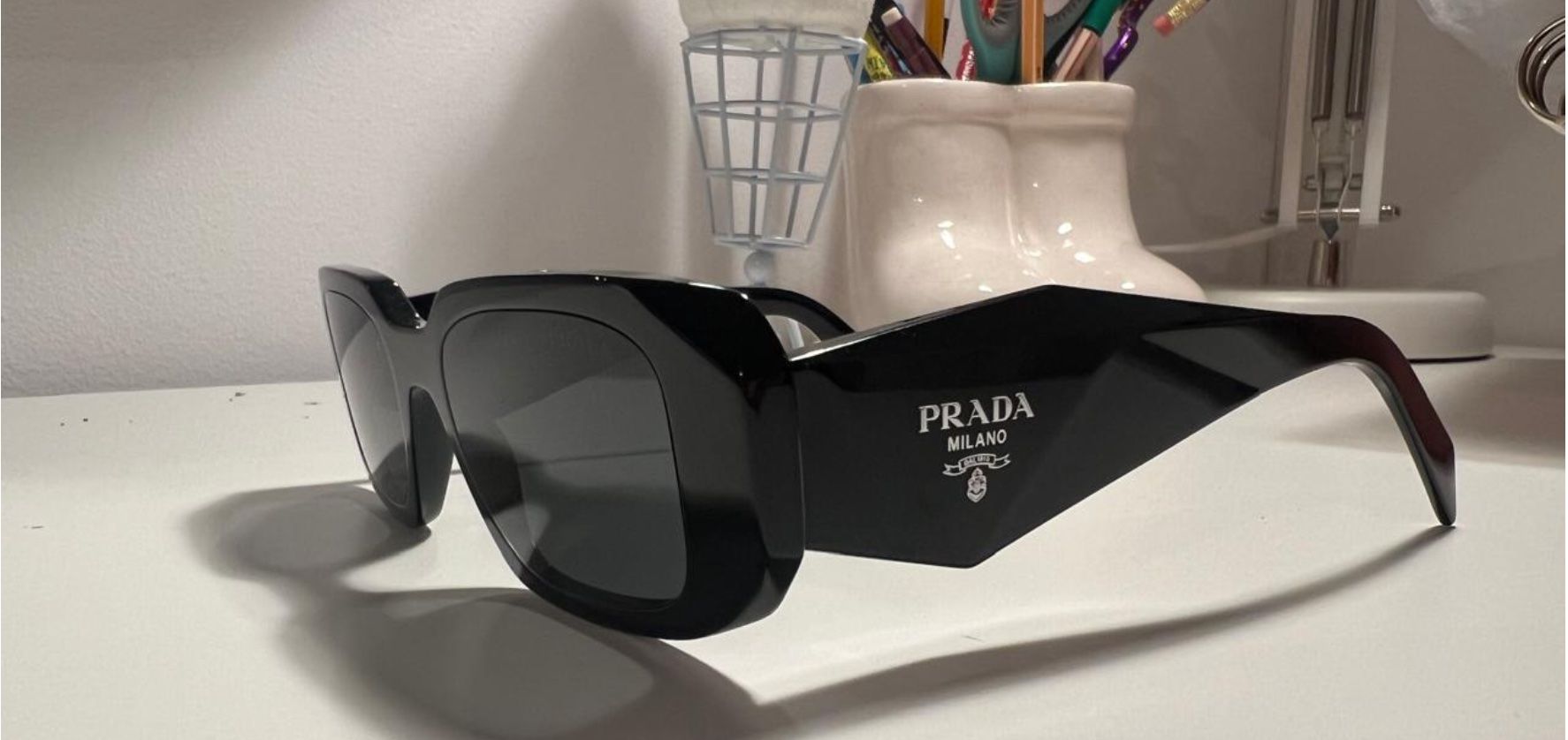 Prada Occhiali & Lenti: Prada sunglasses – Usato da Zürich venduto da yan_h6r5 1