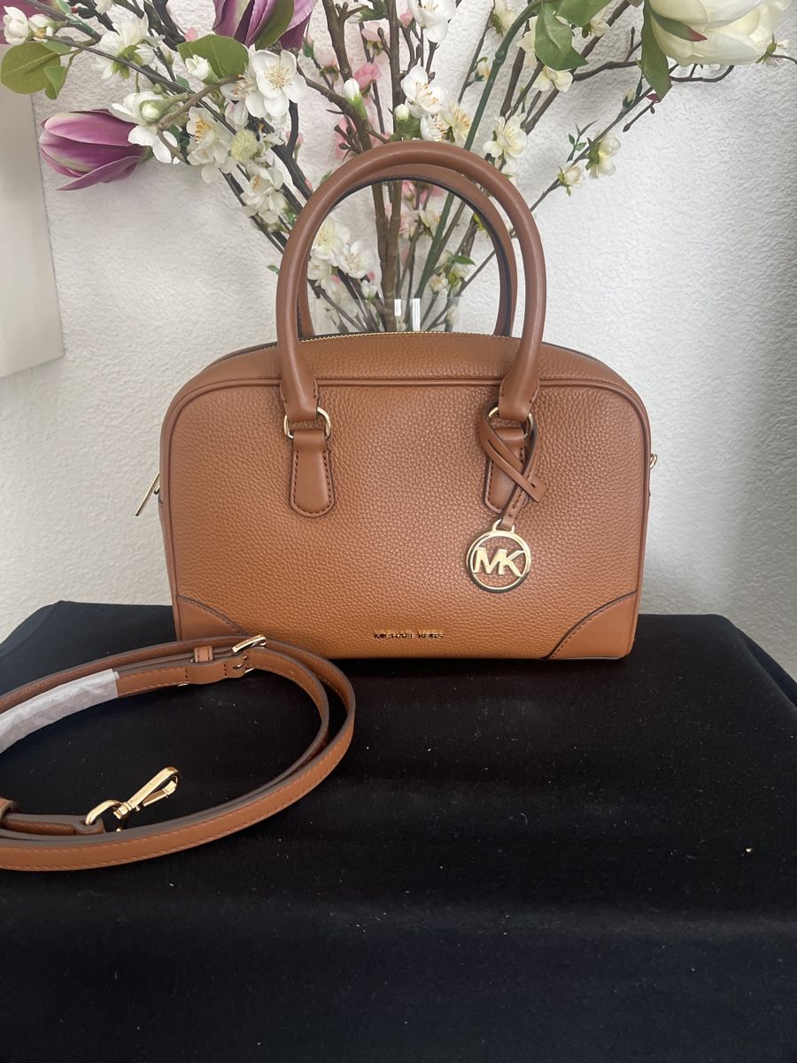 Michael Kors Taschen für Damen: Michaelkors Thompson – Neu und originalverpackt aus Niederbipp von thu_b56g 1
