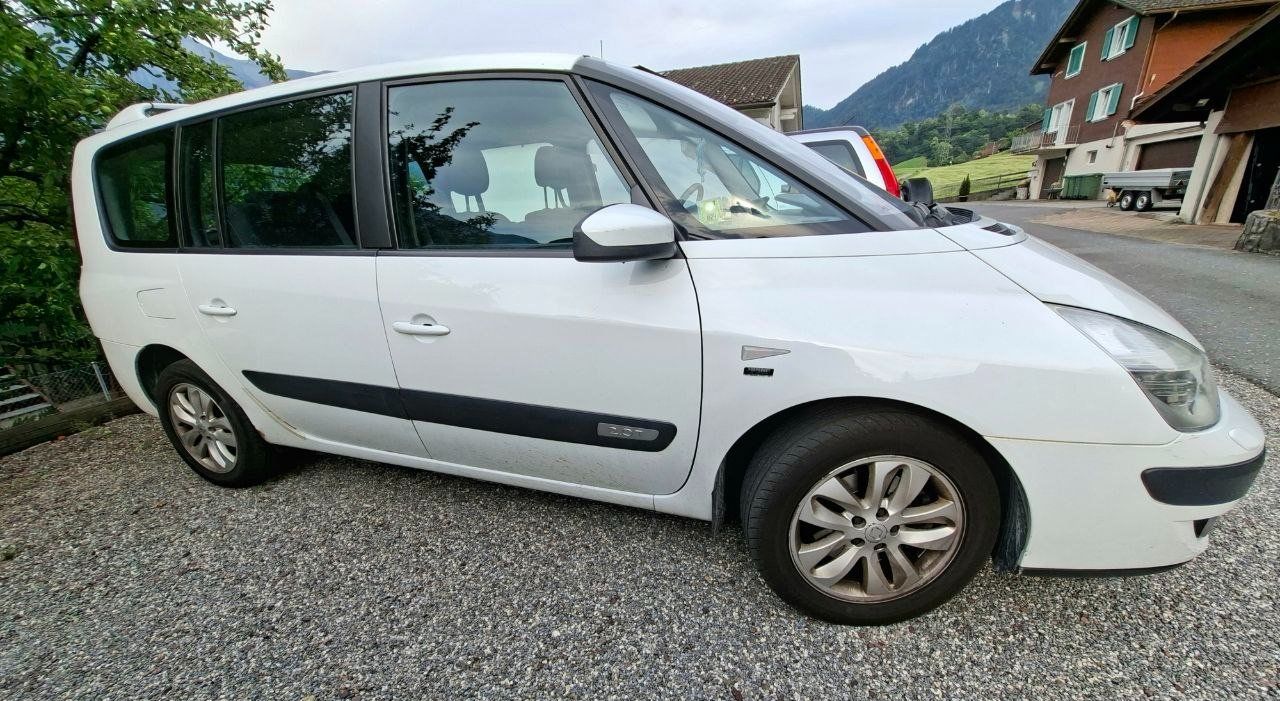 Renault Automobili: Renault Espace 2.0 T als Ersatzteilspender – Usato da Quarten venduto da Kristalllicht