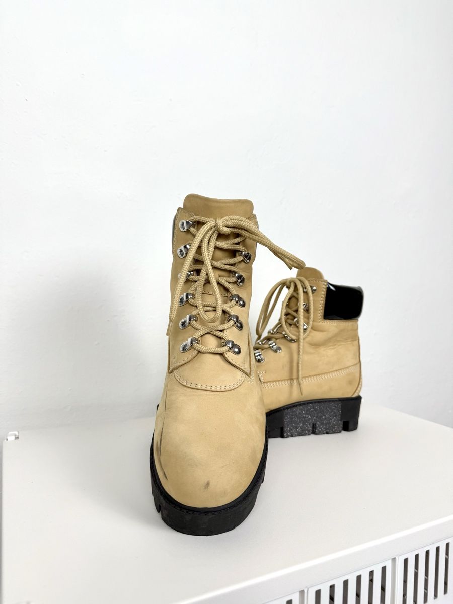 Acne Studios Scarpe da uomo: Acne Studios Boots, Grösse 40, Beige – Usato da Basel venduto da A-Z-B 2