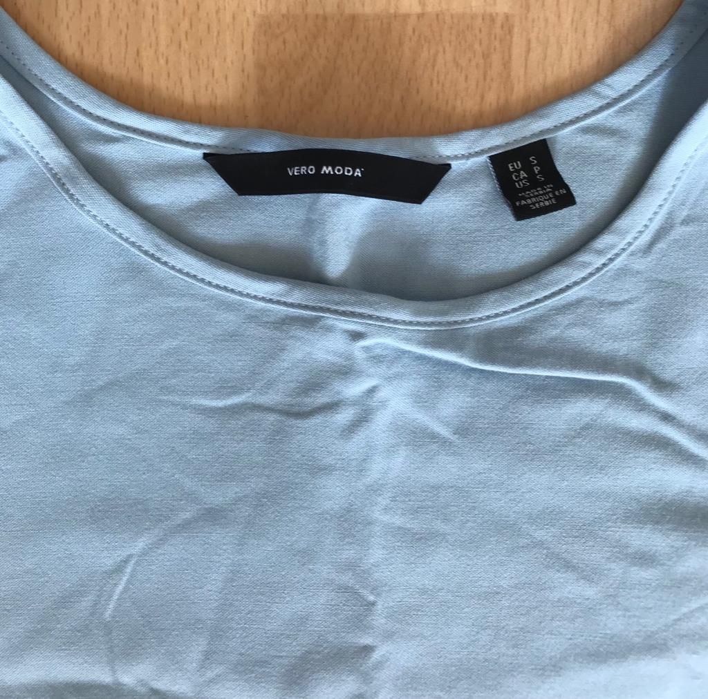 T-shirt: Tshirt hellblau – Nuovo (secondo la descrizione) da Biel/Bienne venduto da SandraDG 3