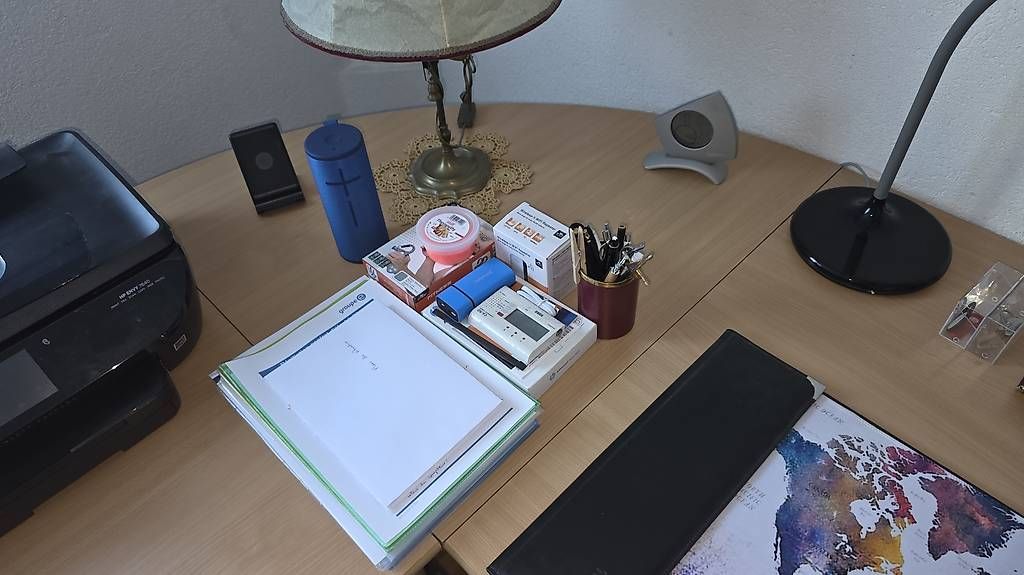 Livique Scrivanie: Mobilier de bureau – Usato da Ursy venduto da nyf_gl5v