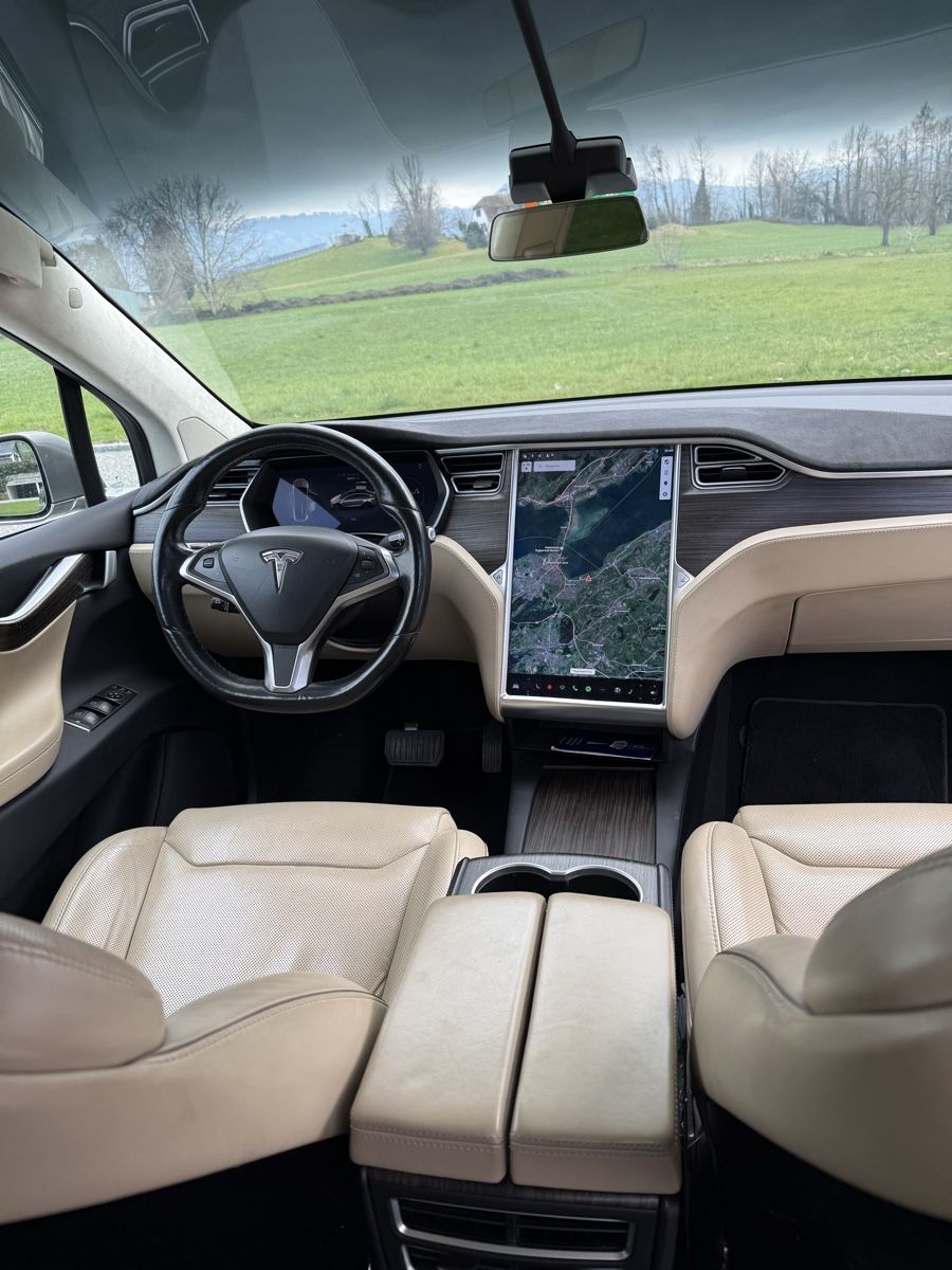 Tesla Automobili: Tesla Model X 90D / FREE Supercharge – Usato da Männedorf venduto da Astg133 4