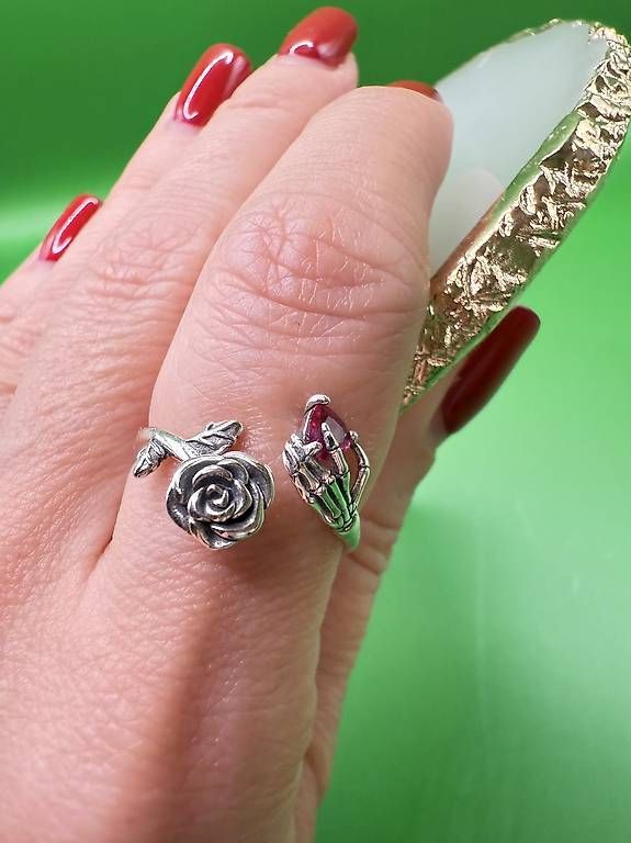 Anelli: Silberring mit Rose und Herz – Usato da Thalwil venduto da han_2b8c 3