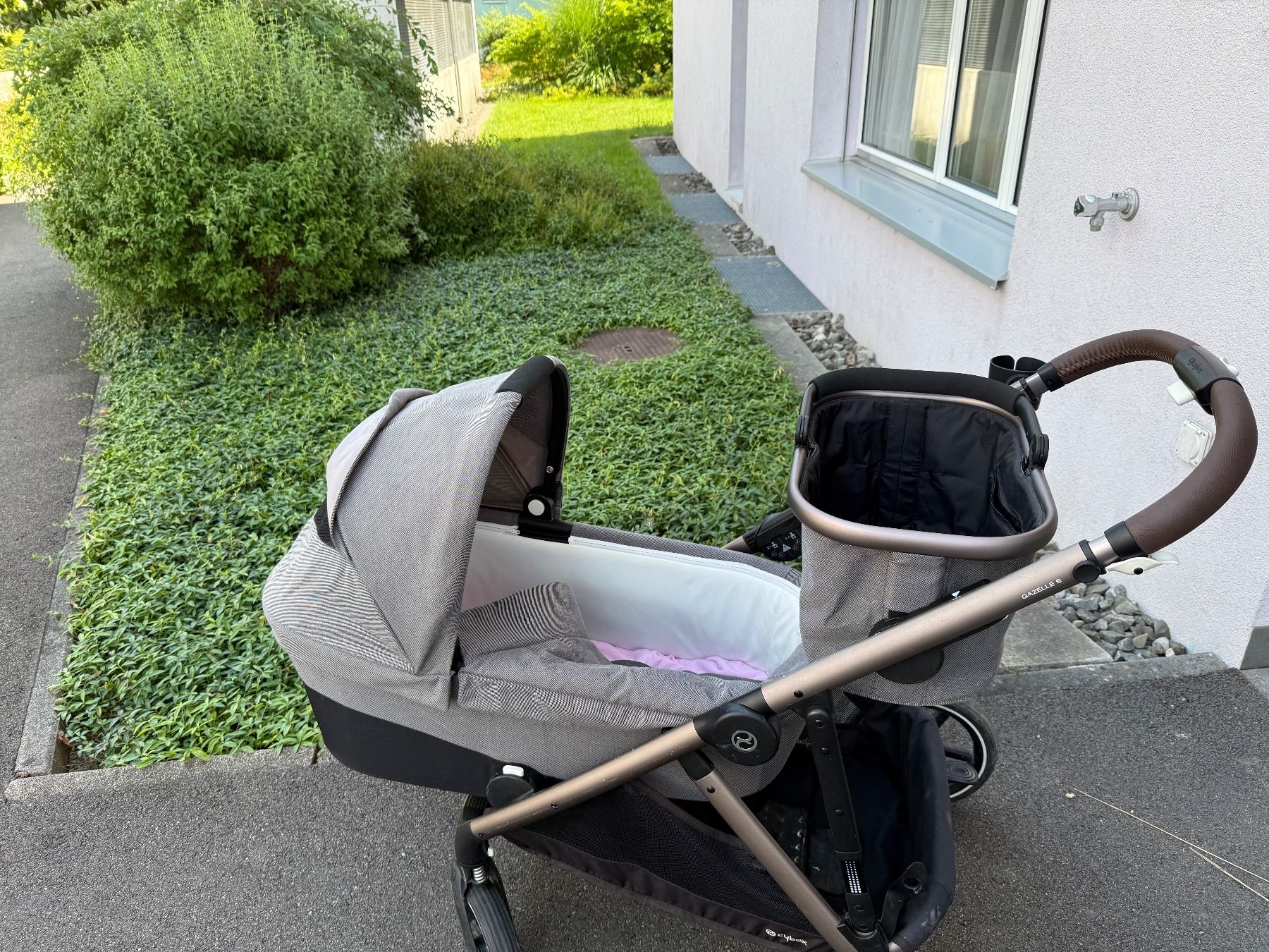Cybex Carrozzine: Kinderwagen Cybex Gazelle S – Usato da Rotkreuz venduto da eve_fdy2 1