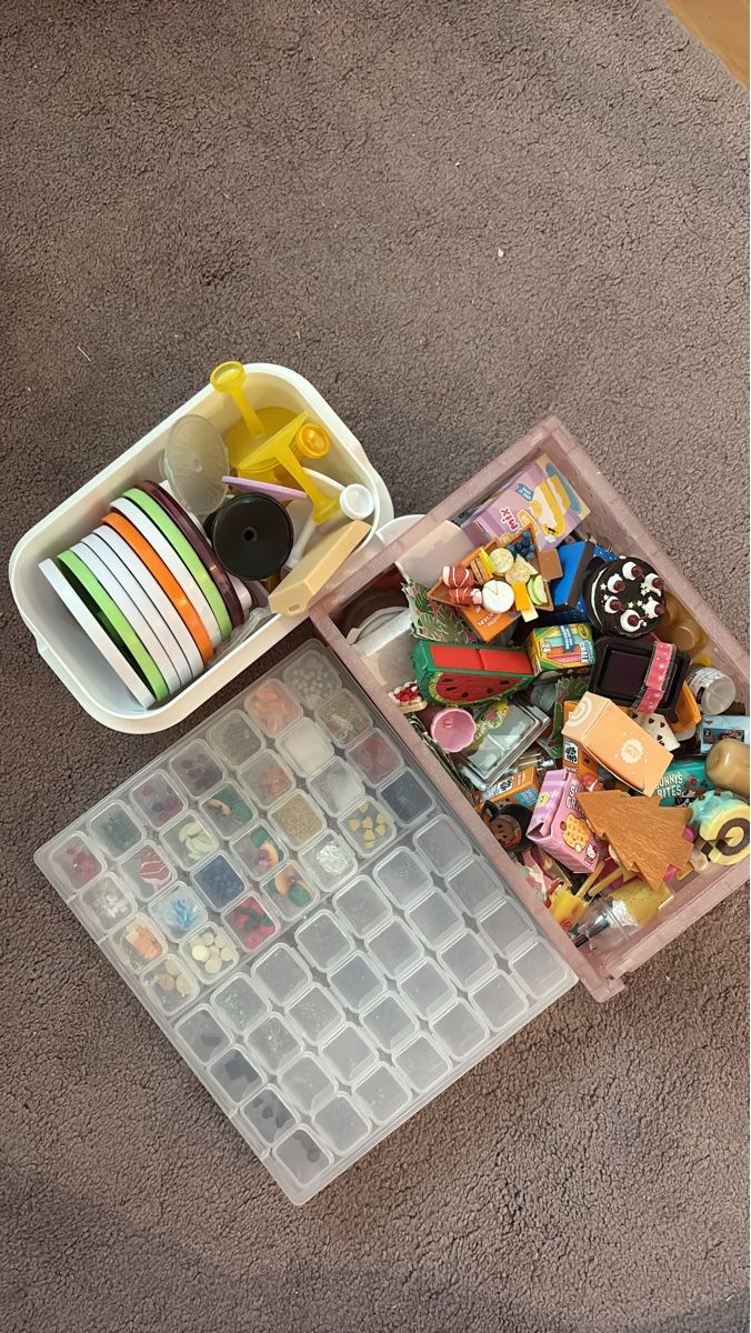 Spielzeuge: Diverse Miniverse teile – Gebraucht aus Wilen b. Wollerau von ali_x8qw