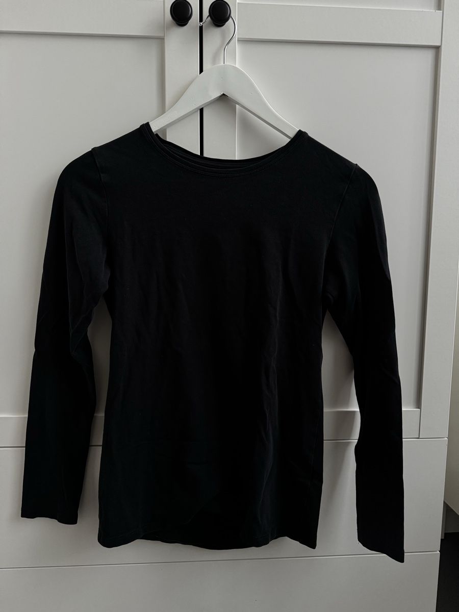 Tops: Long-sleeve Shirt schwarz XS – Gebraucht aus Winterthur von vic_1256