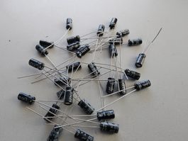Elektrolyt Kondensator 2.2uF 50V 5Stk