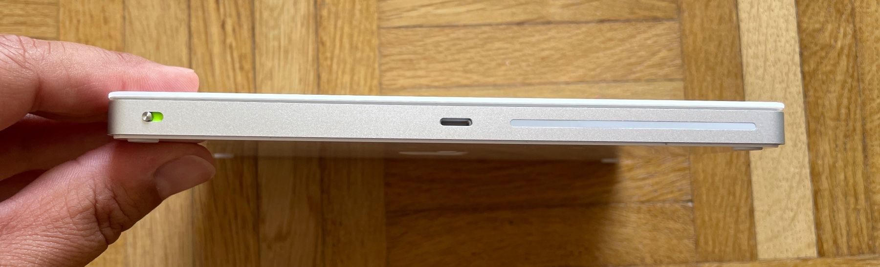 Apple Souris: APPLE Magic Trackpad2, weiss, in top Zustand – D'occasion à Gümligen par soleil149 2
