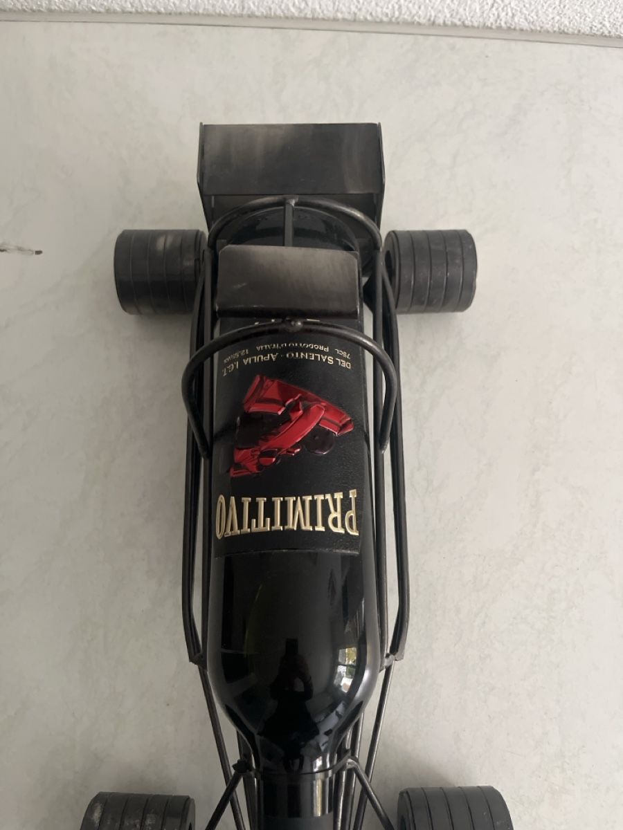 Tutte le decorazioni: Formel 1 Design Weinflaschenhalter inkl.Primitivo – Nuovo (secondo la descrizione) da Wangen b. Olten venduto da break72 7