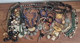 Grosses Modeschmuck-Set 3