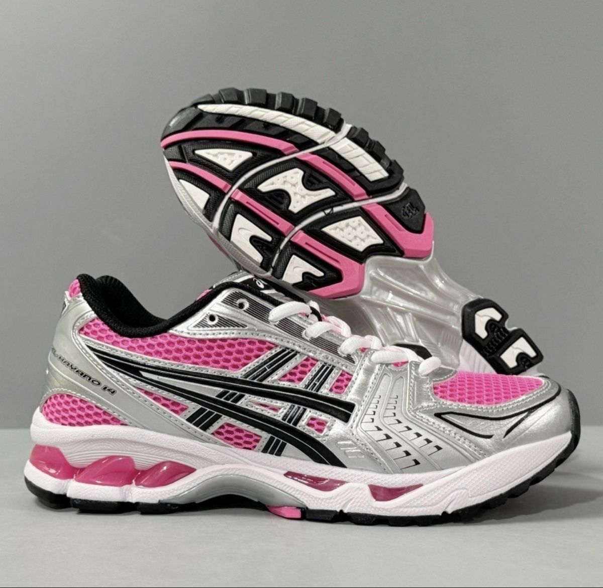 Asics Scarpe da uomo: Asics Gel Kayano 14 – Nuovo (secondo la descrizione) da St. Gallen venduto da Jorden91