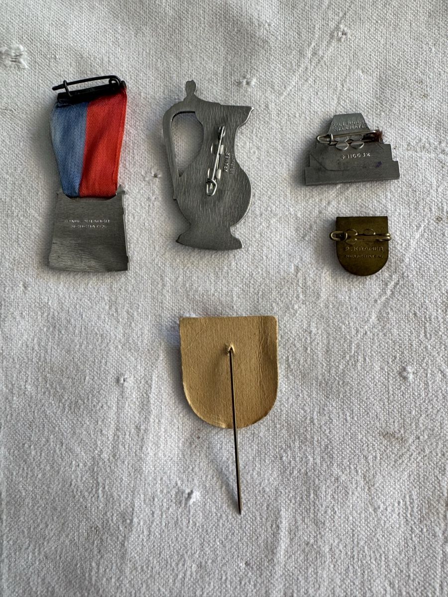 Medaglie: Lot épinglette médaille Neuchâtel – Usato da GRAND - LANCY venduto da petitpain67 1