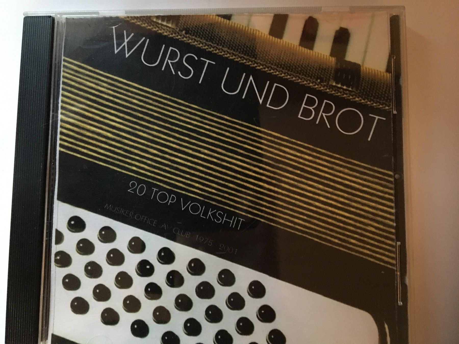CDs: Wurst und Brot – Gebraucht aus Arth von Vrecam51