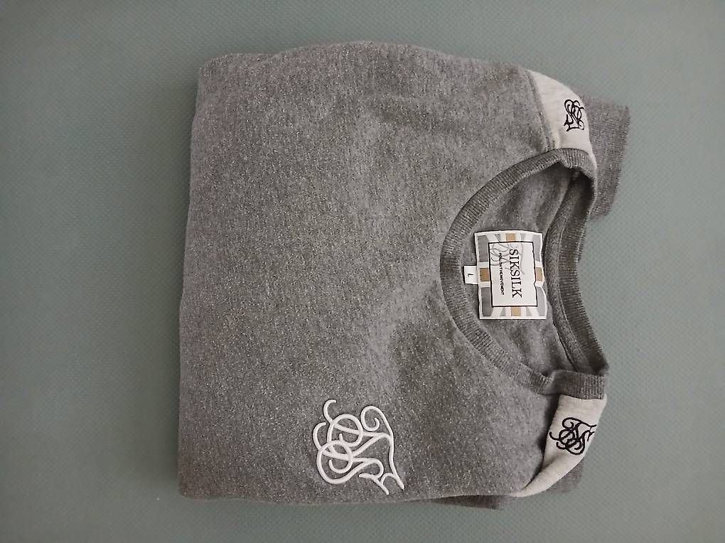 Maglioni & Felpe: Pullover Sik Silk zu verkaufen – Usato da Düdingen venduto da sahli89